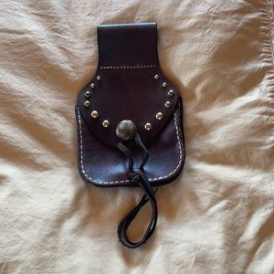 Beautifully hand crafted belt satchel.